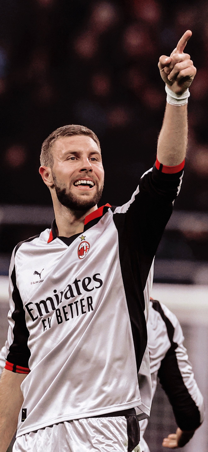 帕夫洛维奇分享米兰主题手机壁纸|AC米兰|拉扎尔-帕夫洛维奇|ac米兰_新浪体育_新浪新闻